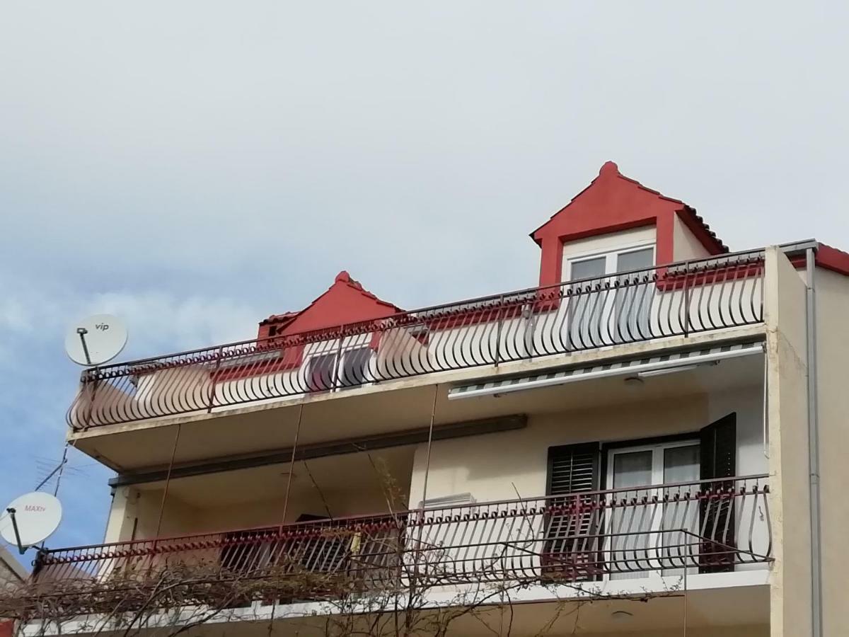 Angella Apartment Dugi Rat Exterior photo