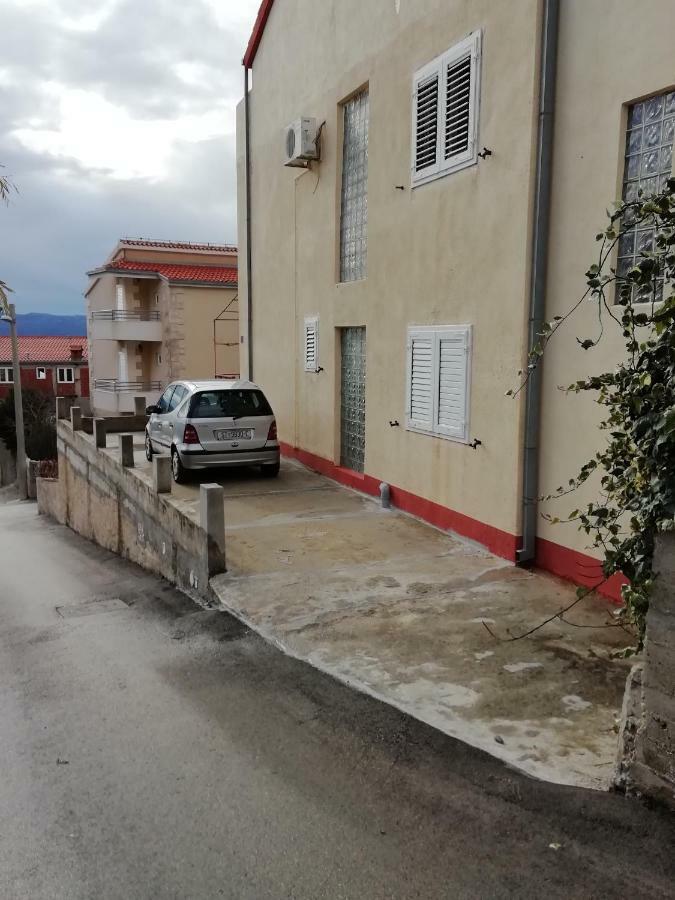 Angella Apartment Dugi Rat Exterior photo